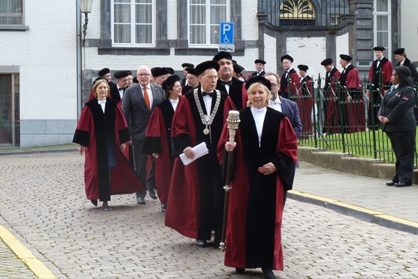 Wetenschap tegen Zwarte Piet, de zwarte lijst